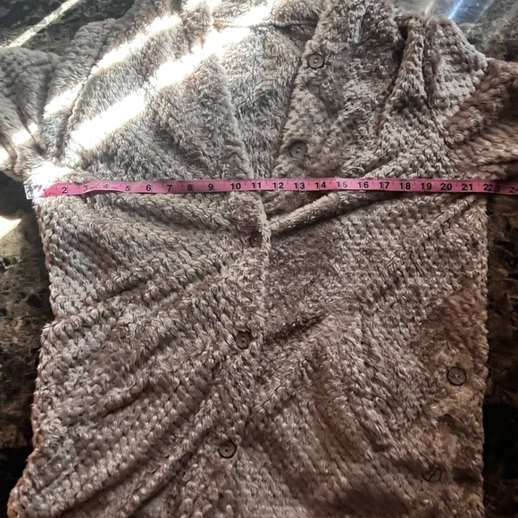 NWT Women’s Cozy Shag Style Hooded Jacket Size XL - Picture 12 of 15